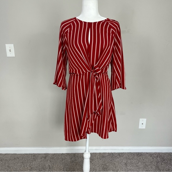 GYPSIES AND MOONDUST STRIPED MINI DRESS SIZE MEDIUM IN RED - Picture 2 of 16